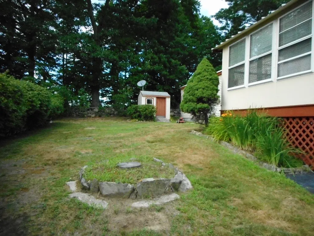 290 Calef Highway Epping NH 03042