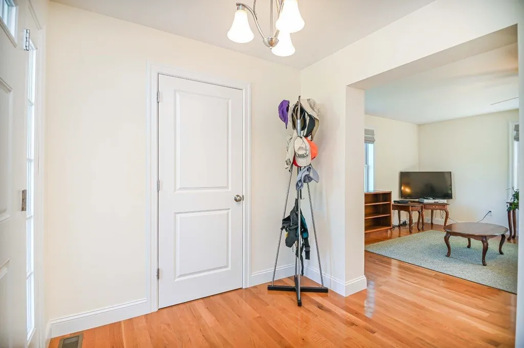 79 Greenbriar Drive Eliot ME 03903