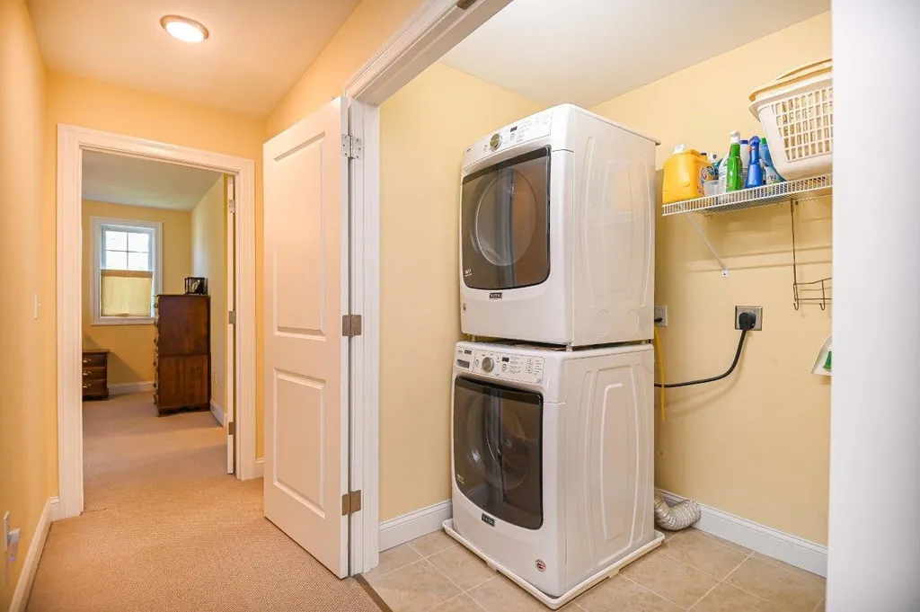 79 Greenbriar Drive Eliot ME 03903