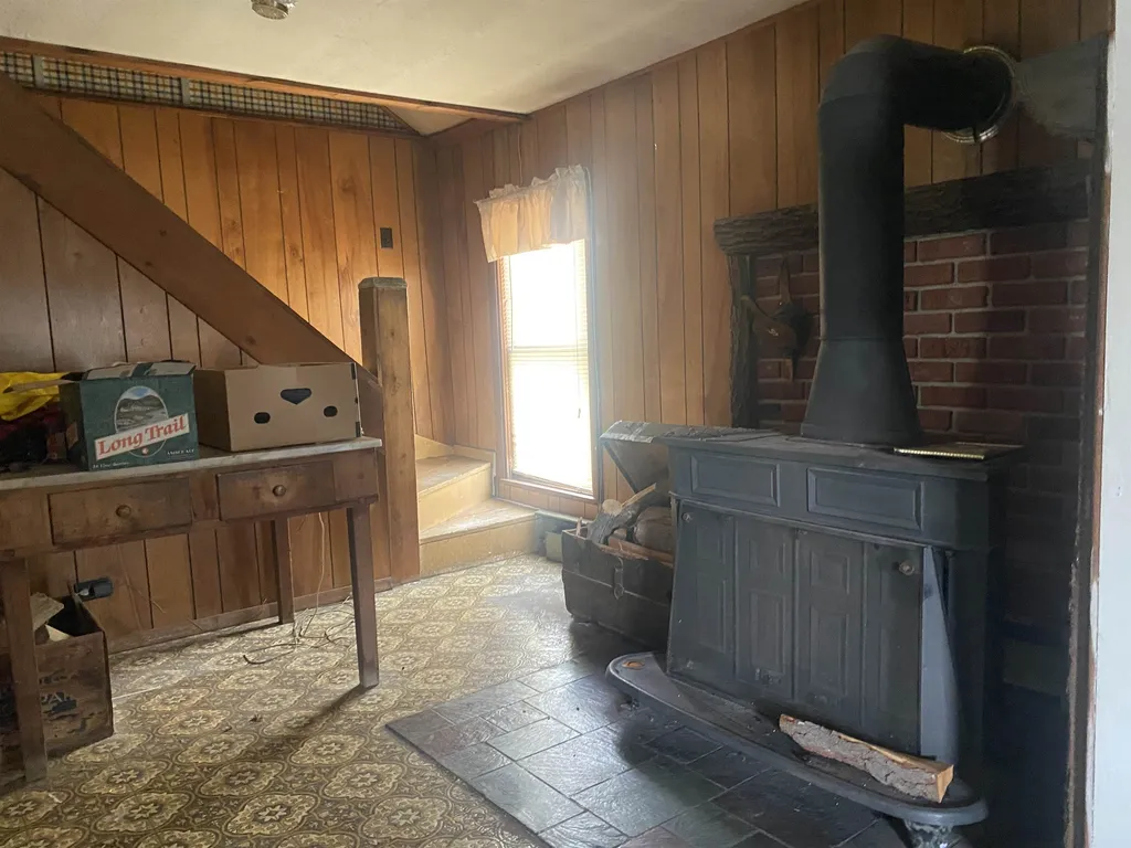 41 Furnace Street Poultney VT 05764