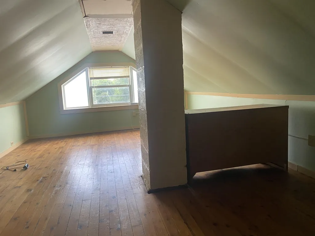 41 Furnace Street Poultney VT 05764