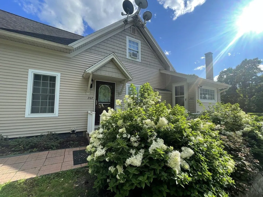 12 River Street Milton VT 05468