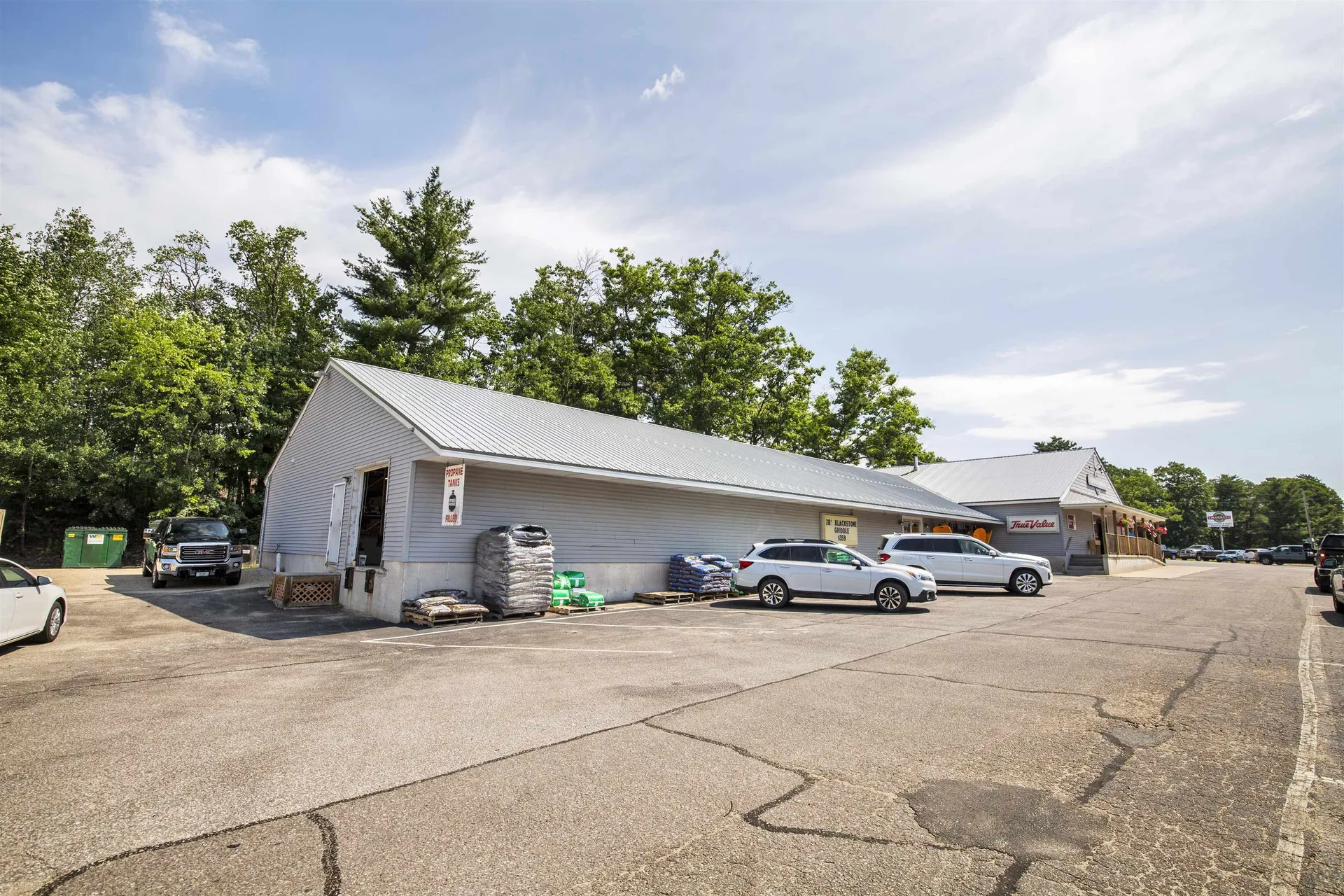 1380-1382 1st Nh Turnpike Northwood NH 03261
