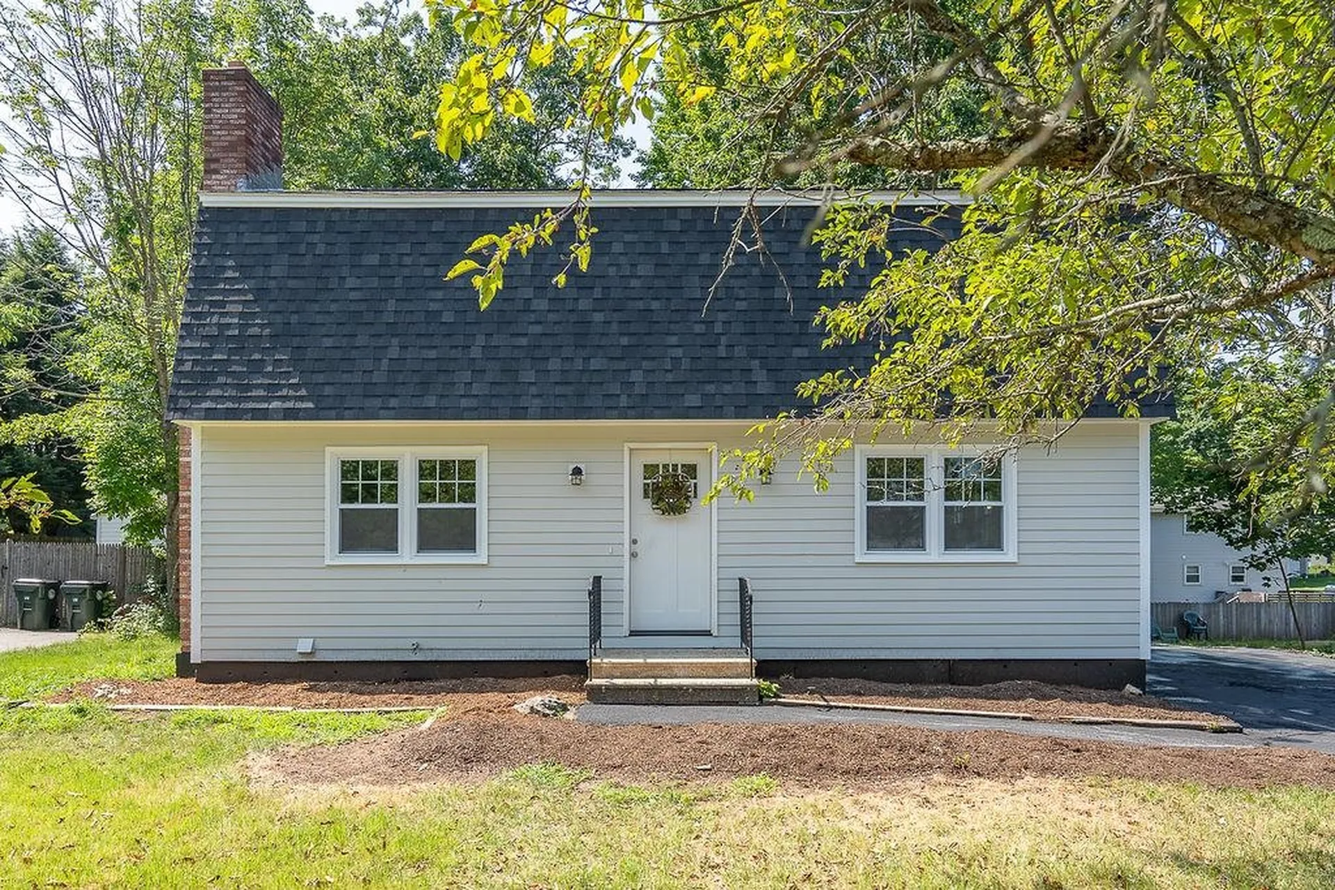 303 Holt Avenue Manchester NH 03109