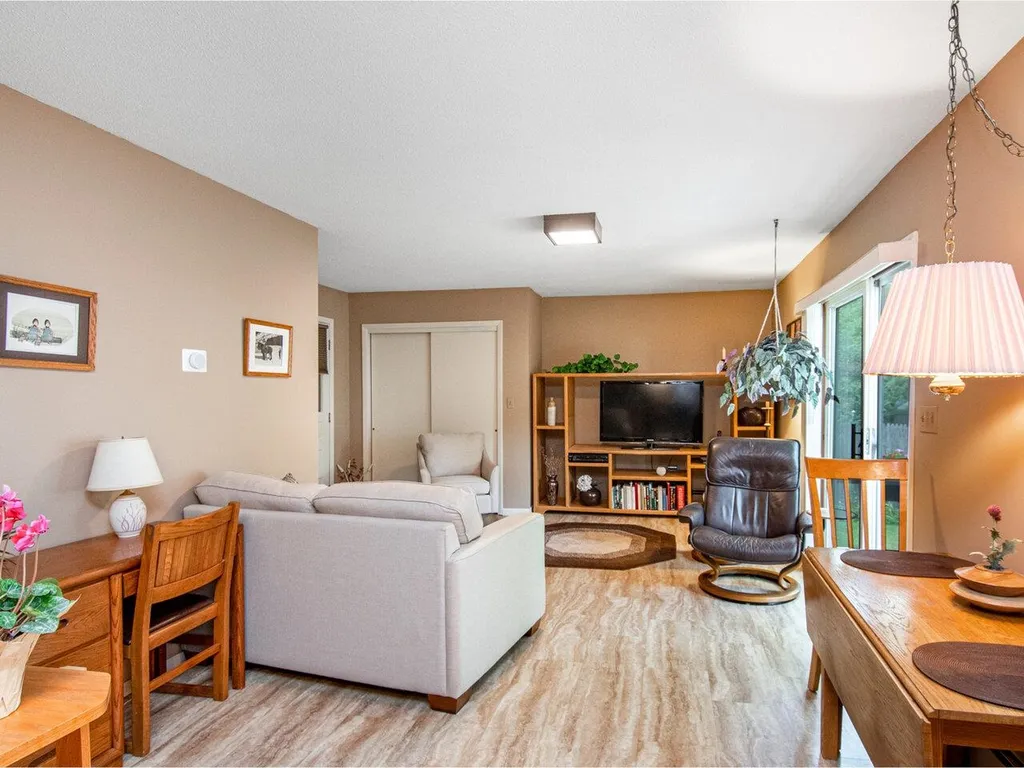 10 Tallwood Lane Burlington VT 05408