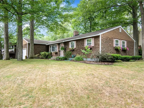 10 Tallwood Lane Burlington VT 05408