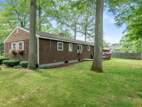 10 Tallwood Lane Burlington VT 05408