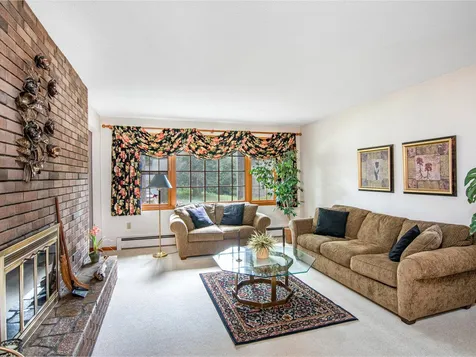 10 Tallwood Lane Burlington VT 05408
