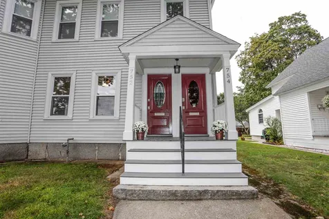 752 Hevey Street Manchester NH 03102