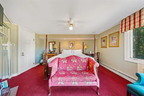 14 Serenity Lane Holderness NH 03245