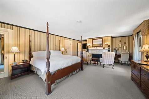 14 Serenity Lane Holderness NH 03245