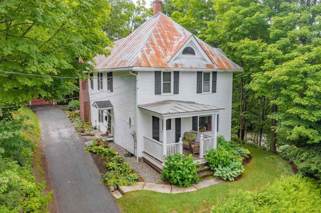 32 Spring Street Northfield VT 05663