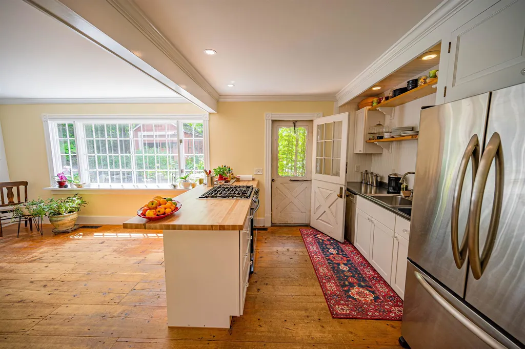 32 Spring Street Northfield VT 05663