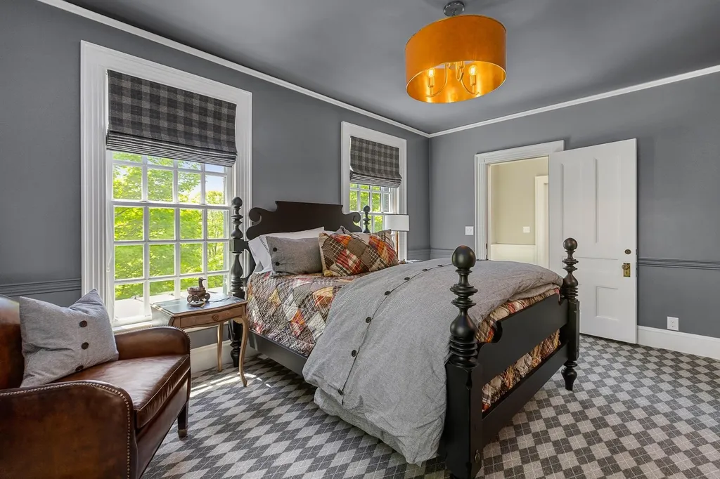 587 Old River Road Woodstock VT 05091