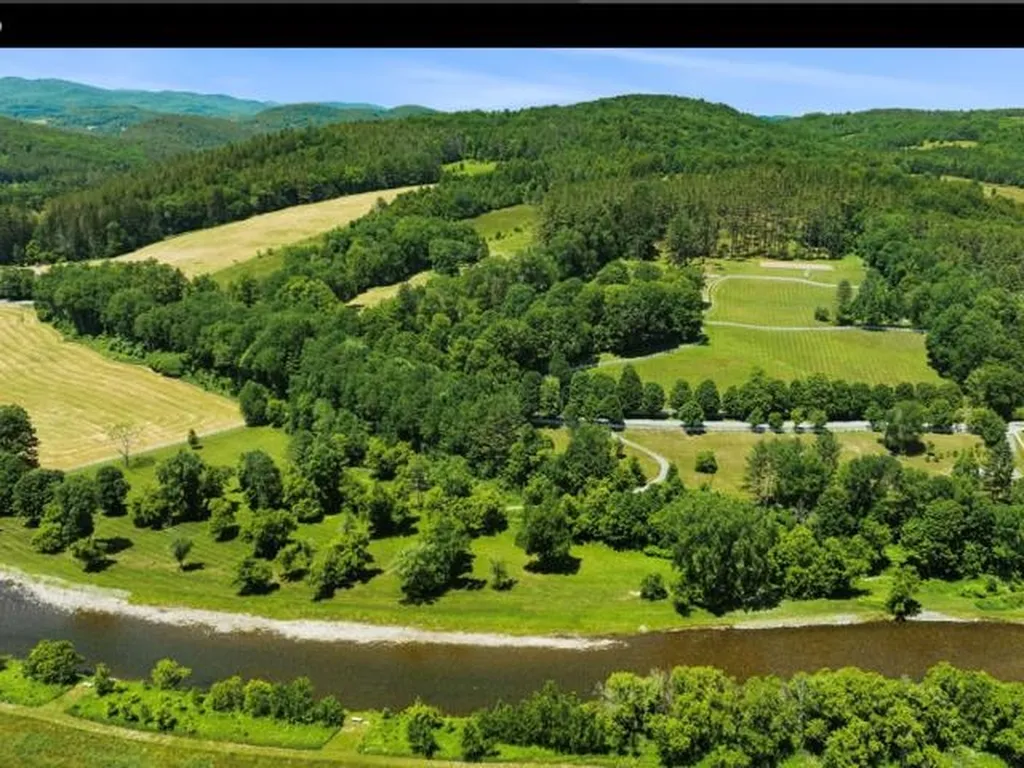 587 Old River Road Woodstock VT 05091
