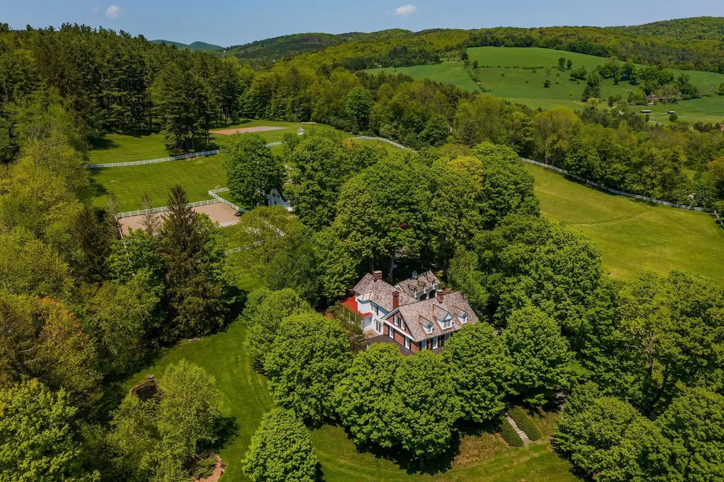 587 Old River Road Woodstock VT 05091