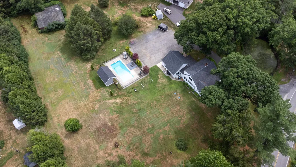 211 Emerson Avenue Hampstead NH 03841