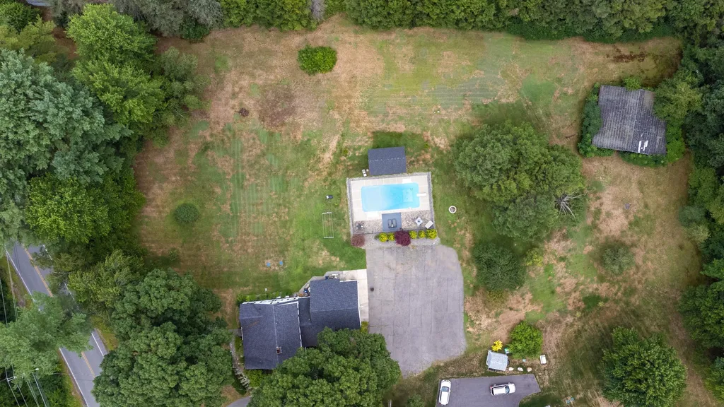 211 Emerson Avenue Hampstead NH 03841
