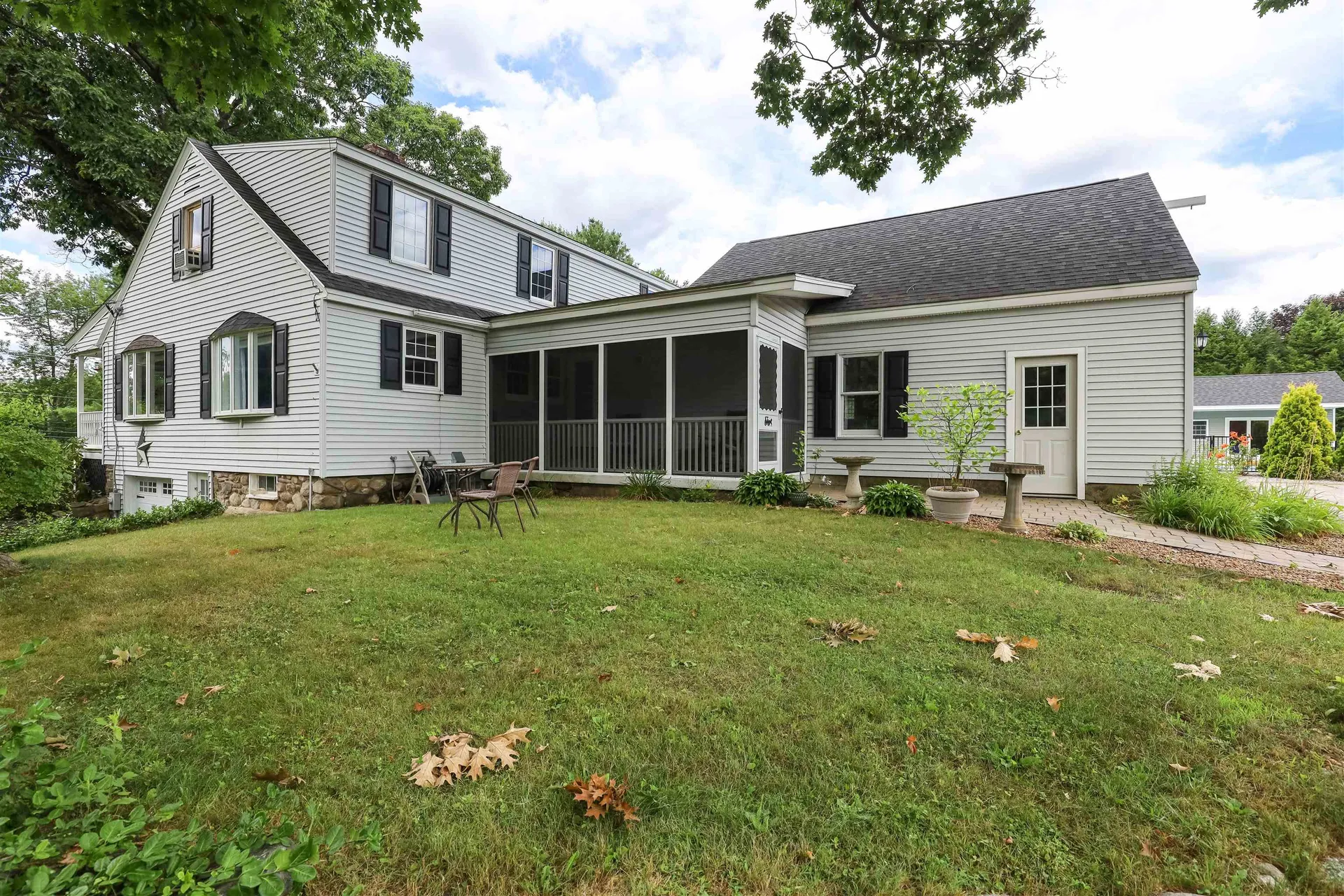 211 Emerson Avenue Hampstead NH 03841