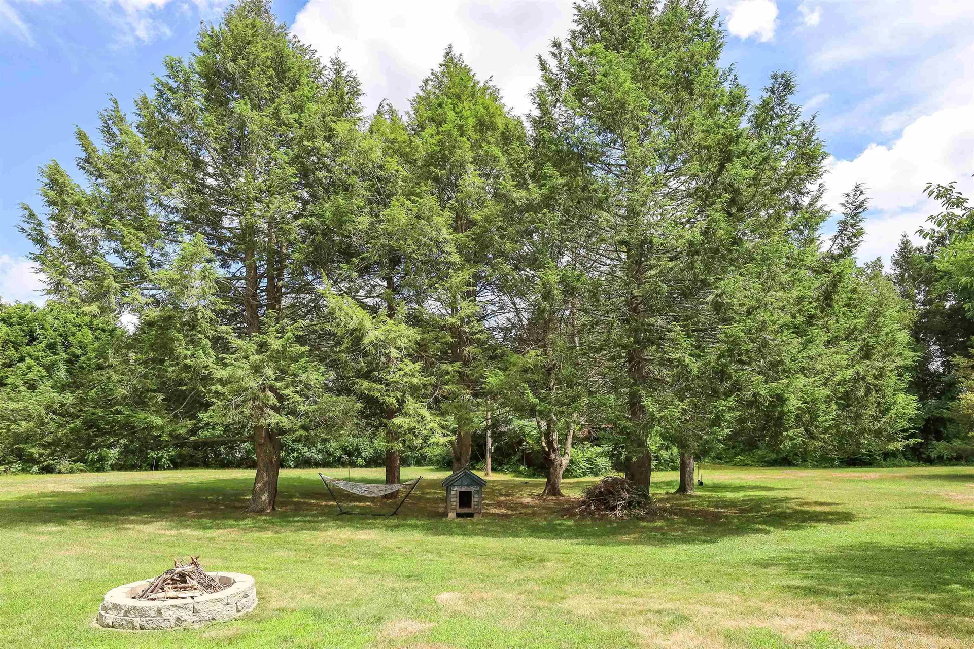 211 Emerson Avenue Hampstead NH 03841