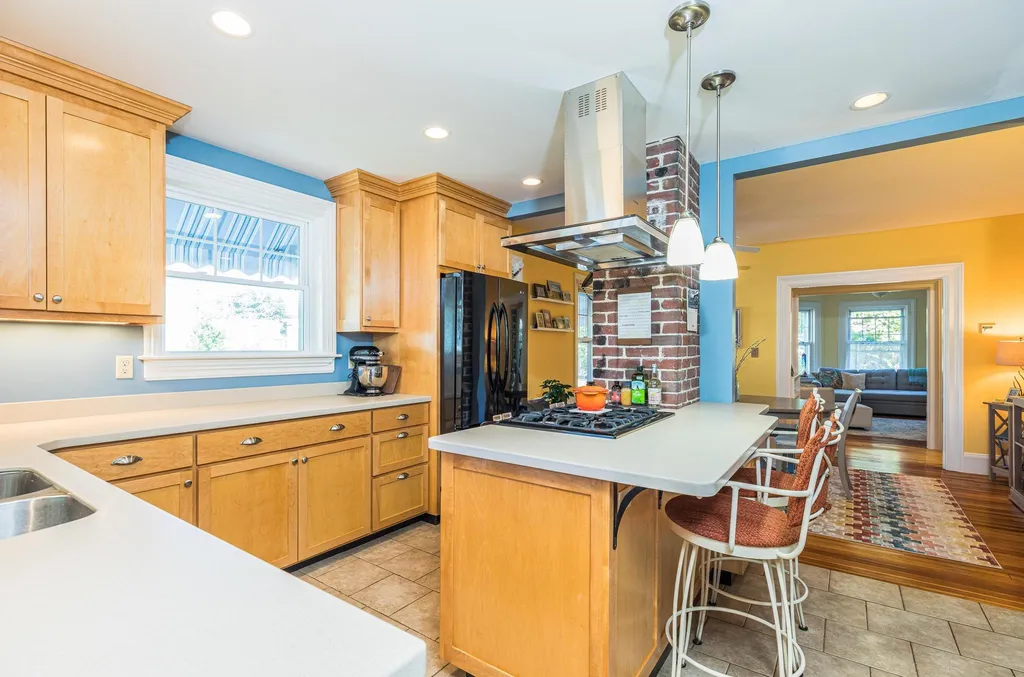 112 Lincoln Avenue Portsmouth NH 03801