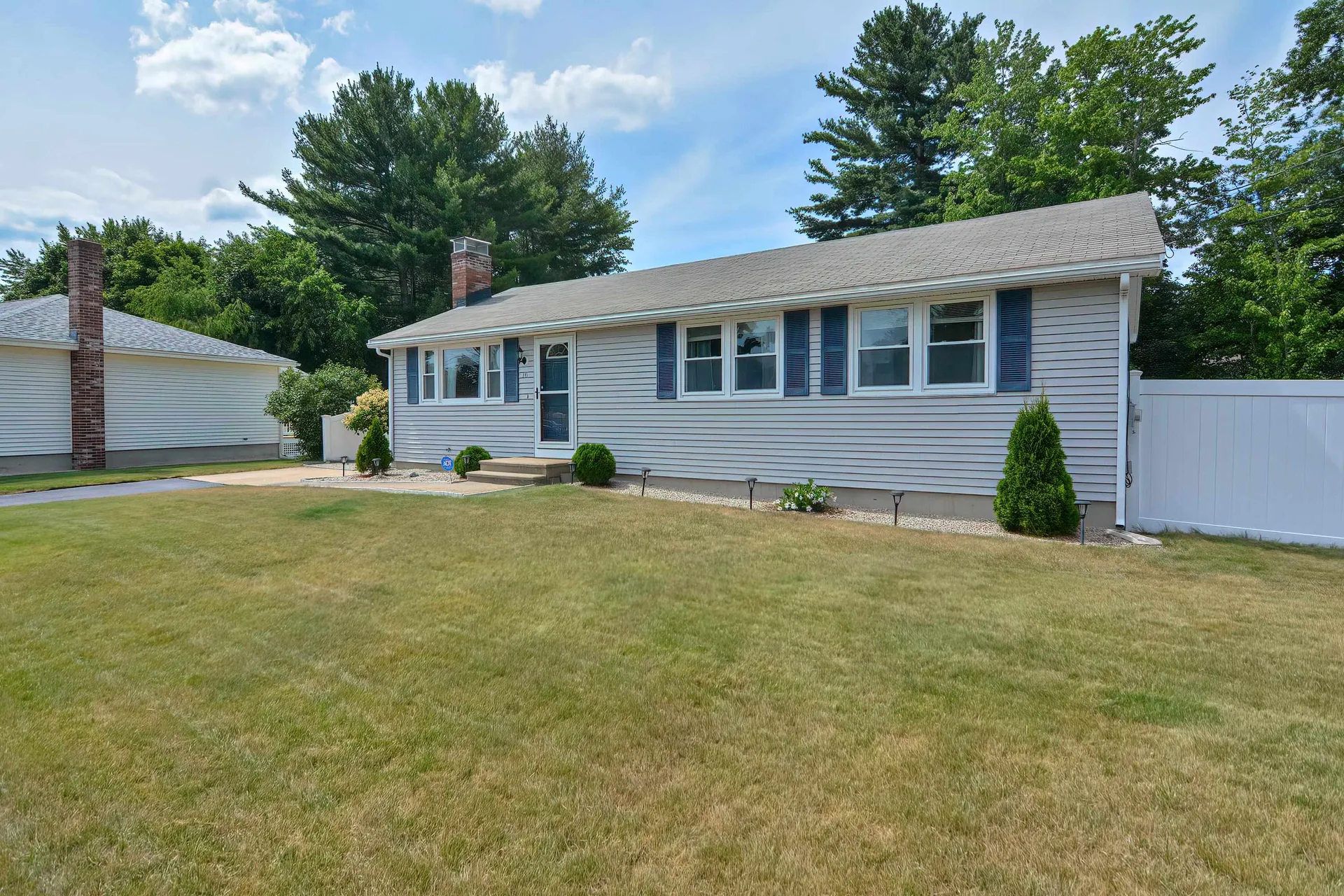 16 Academy Drive Nashua NH 03064