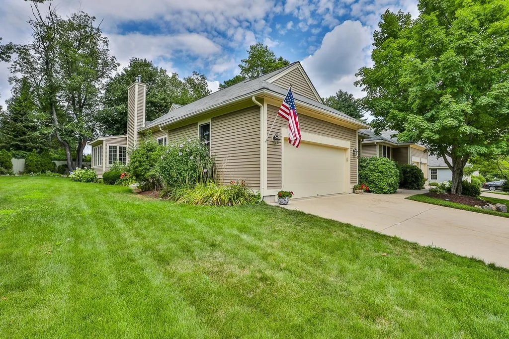 47 Saint Andrews Drive Bedford NH 03110