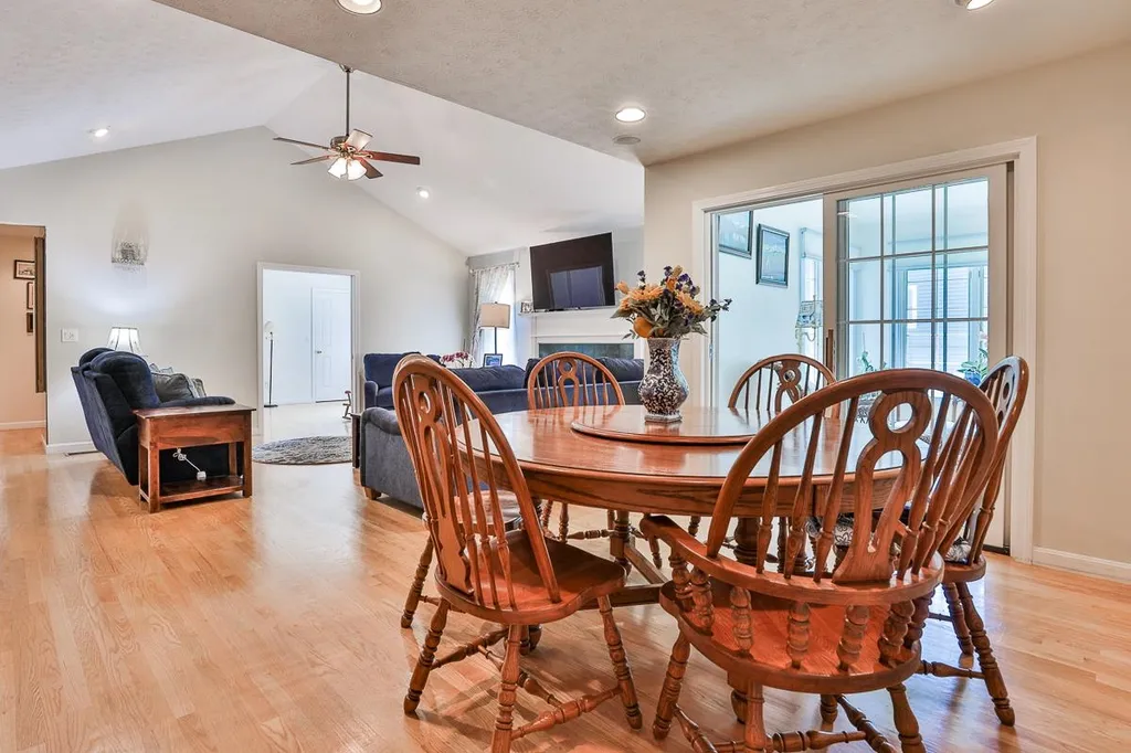 47 Saint Andrews Drive Bedford NH 03110