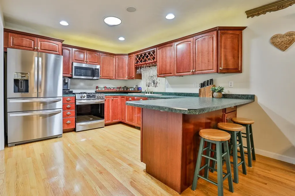 47 Saint Andrews Drive Bedford NH 03110