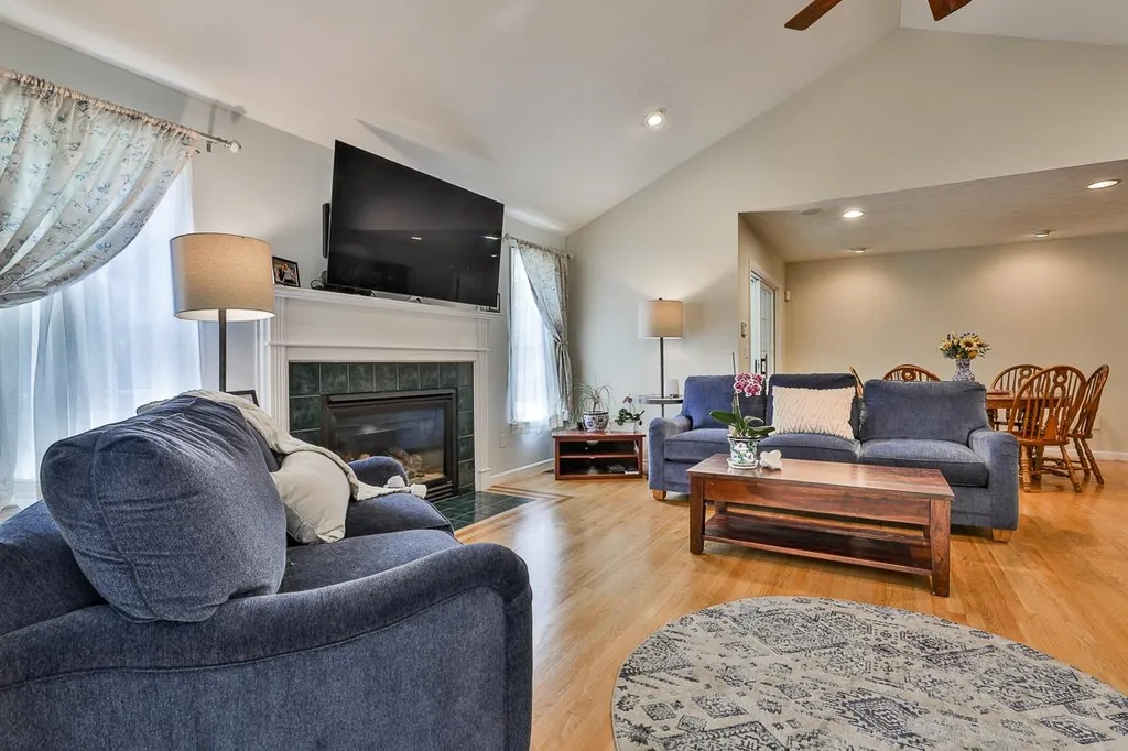 47 Saint Andrews Drive Bedford NH 03110