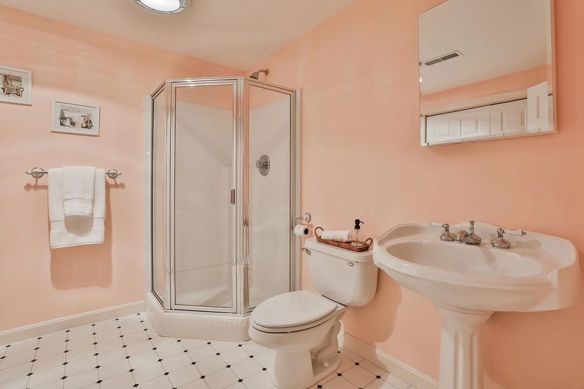 47 Saint Andrews Drive Bedford NH 03110