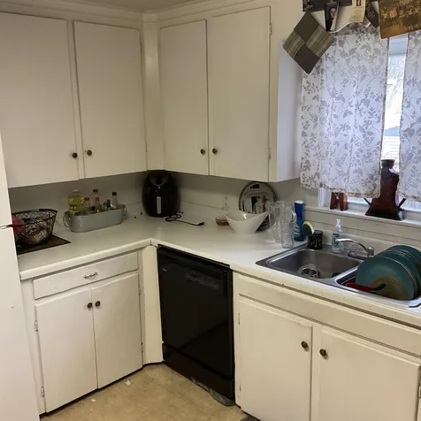 21 Clay Street Laconia NH 03246