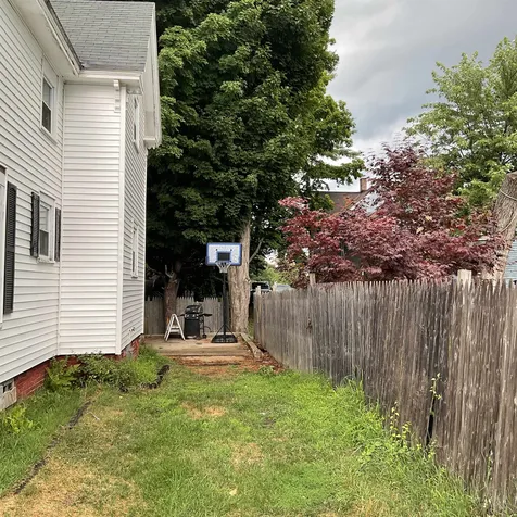 21 Clay Street Laconia NH 03246