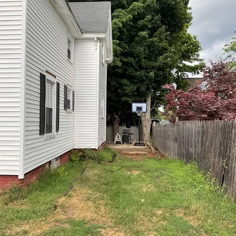 21 Clay Street Laconia NH 03246