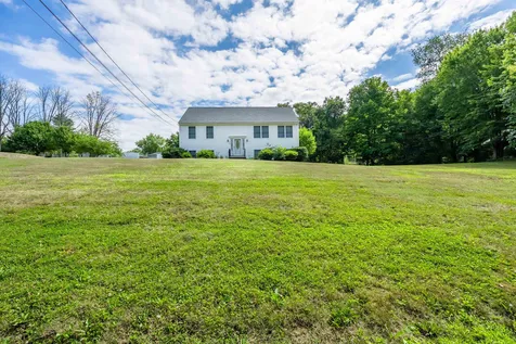 23 Cifre Lane Plaistow NH 03865