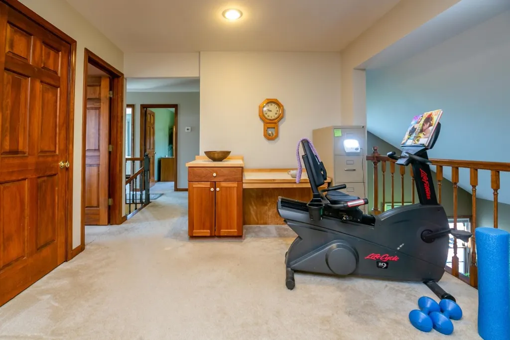 33 Butler Drive South Burlington VT 05403