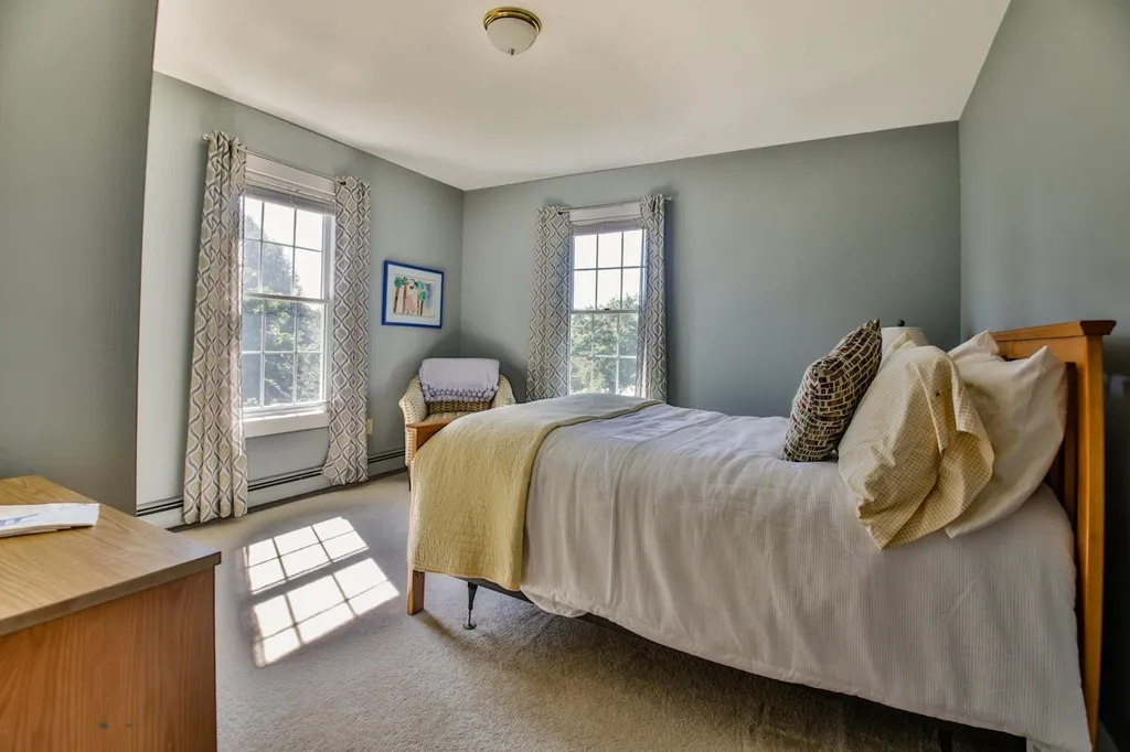 33 Butler Drive South Burlington VT 05403