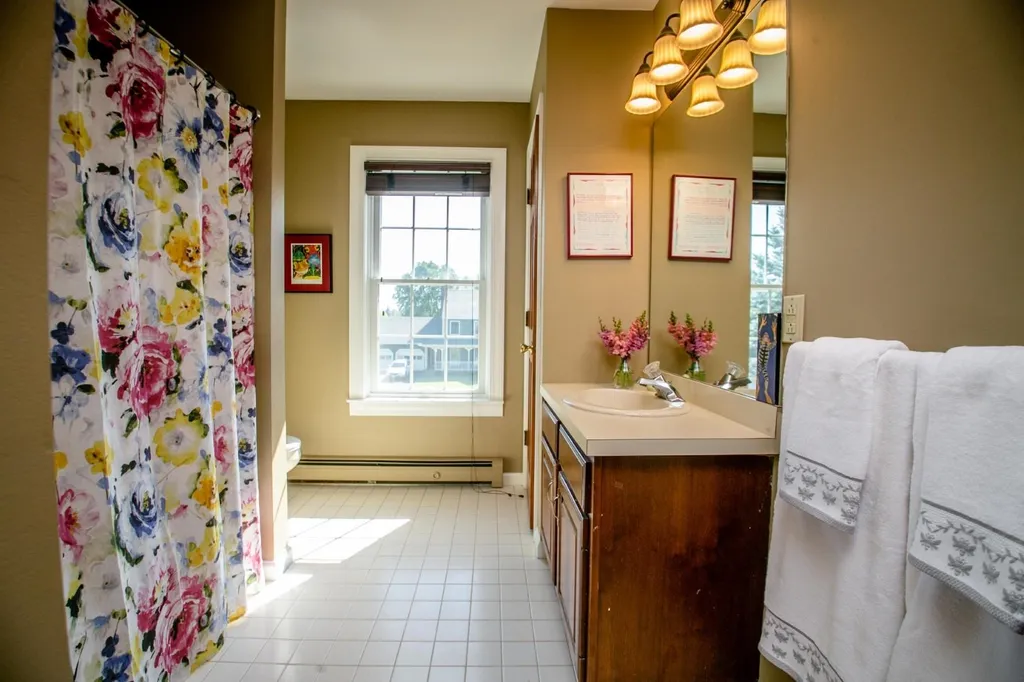 33 Butler Drive South Burlington VT 05403