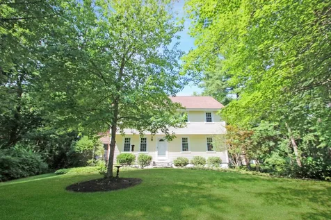 21 Crestwood Road Windham NH 03087