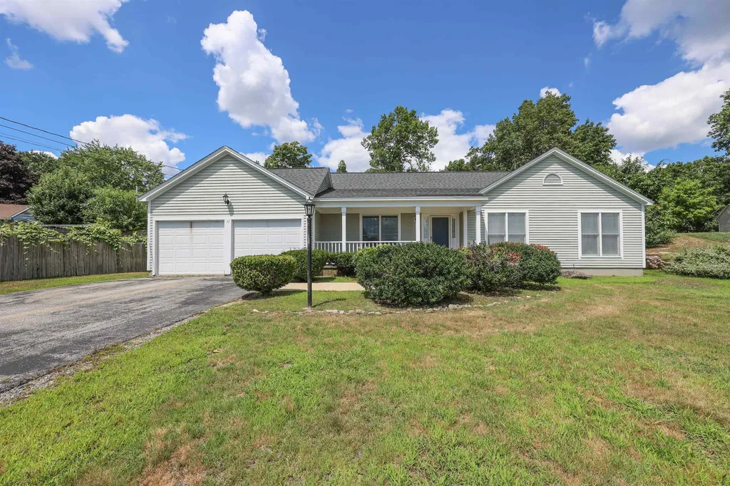 77 Wedgewood Lane Manchester NH 03109