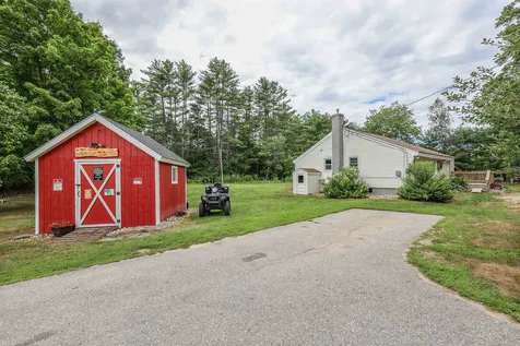 133 River Road Weare NH 03281