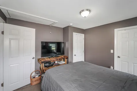 133 River Road Weare NH 03281