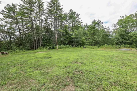 133 River Road Weare NH 03281