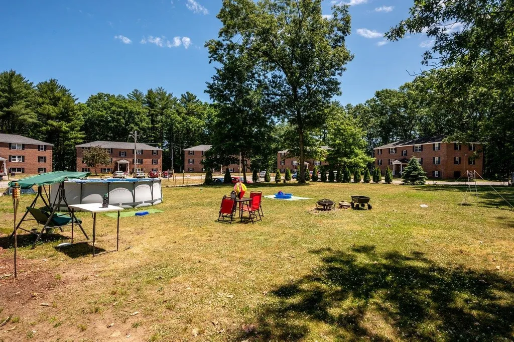 15 Folly Mill Terrace Seabrook NH 03874