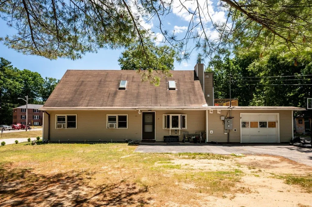 15 Folly Mill Terrace Seabrook NH 03874