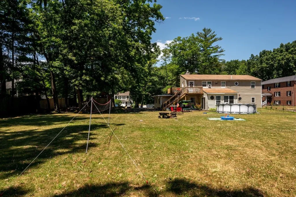 15 Folly Mill Terrace Seabrook NH 03874