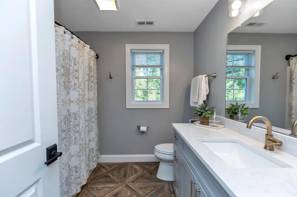 70 Cortland Avenue Weare NH 03281