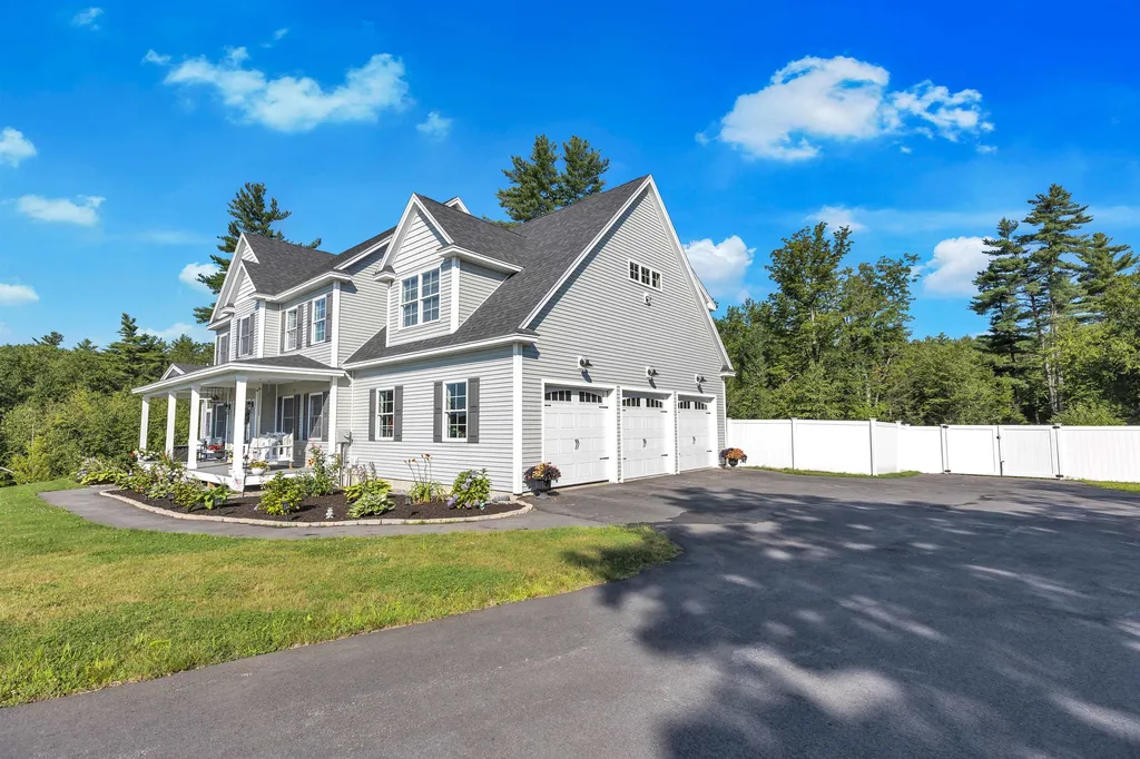 70 Cortland Avenue Weare NH 03281
