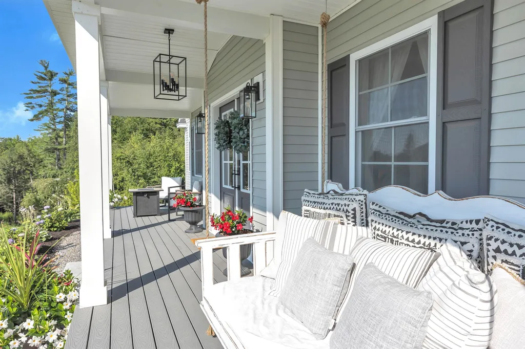 70 Cortland Avenue Weare NH 03281
