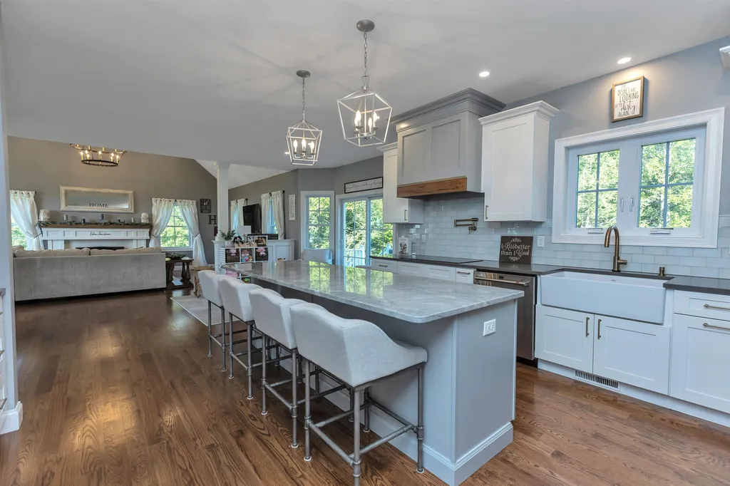 70 Cortland Avenue Weare NH 03281